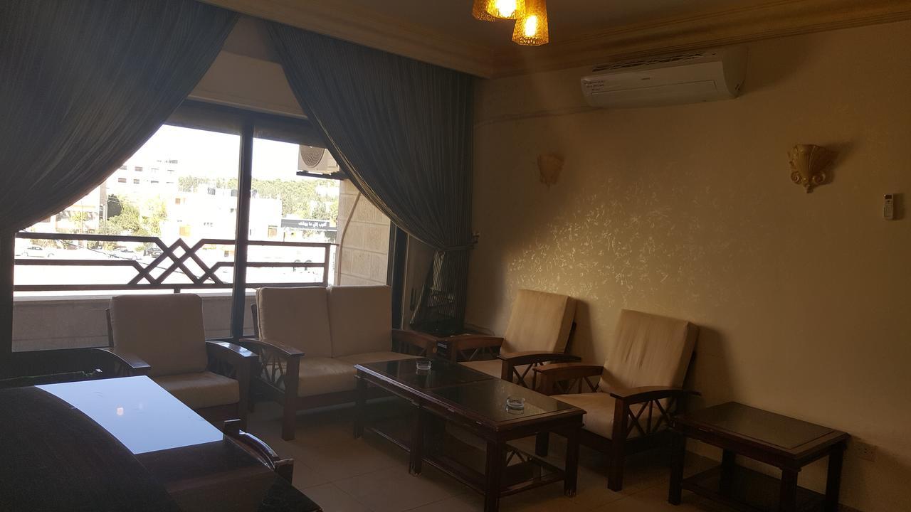 Al Khaleej Hotel Apartments Amman Bagian luar foto